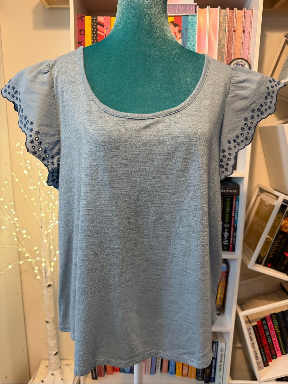 Lauren Conrad Light Blue Embroidered Cap Sleeve Women's Top